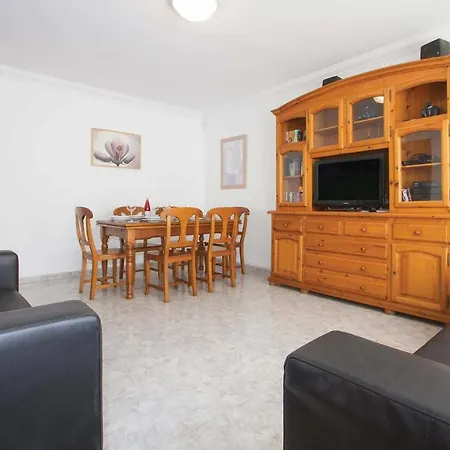 Puerto Del Carmen Sleeps 6 Air Con Wifi プエルト・デル・カルメン